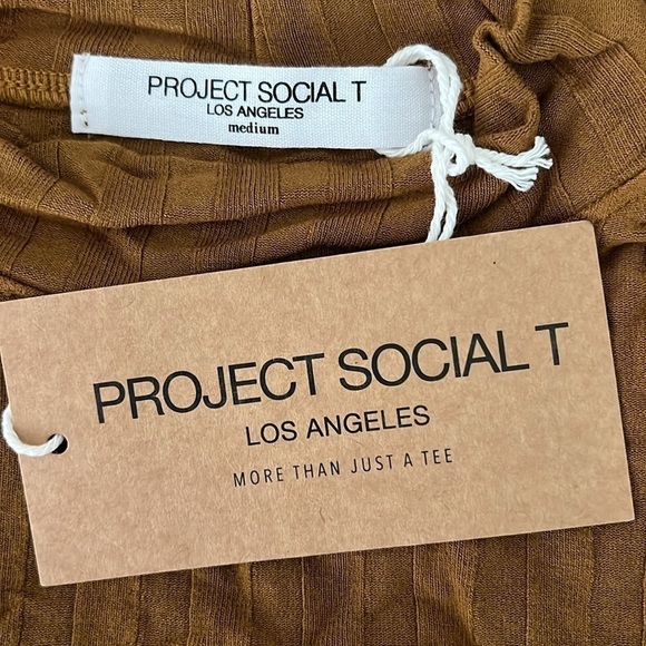 Project Social T Snap Away Mock Neck Long Sleeve Top in Cinnamon Size Medium NWT - Picture 6 of 7